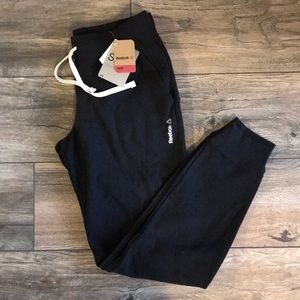 NWT Reebok Joggers 🖤🖤